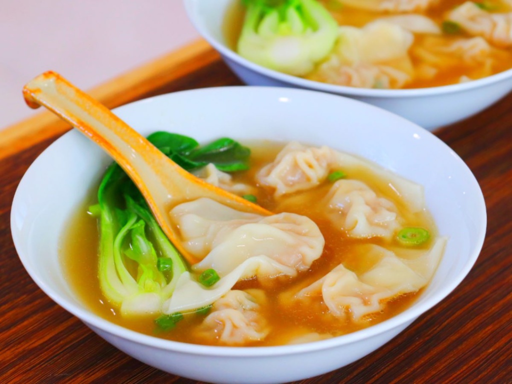 Veg Wanton Soup